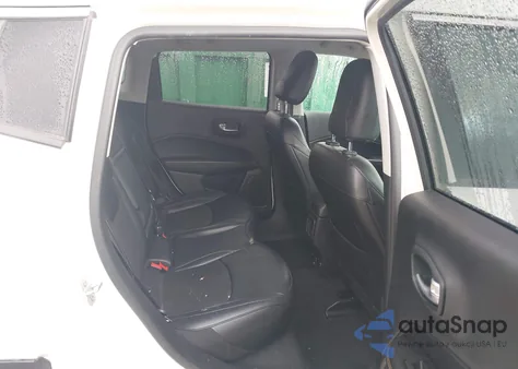 2019 Jeep Compass Latitude 4X4 из США, поврежденный, VIN 3C4NJDBB4KT761015